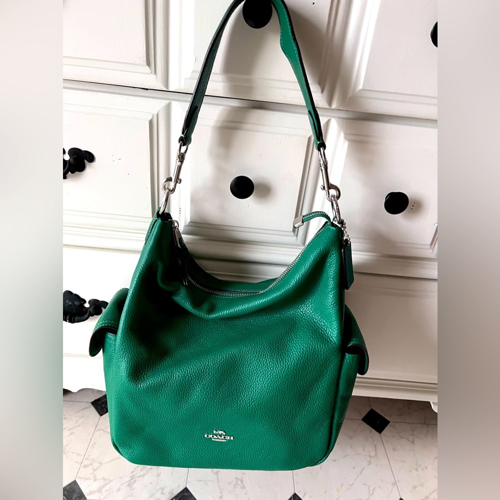 COACH GREEN HOBO PEBBLED LEATHER SHOULDER BAG